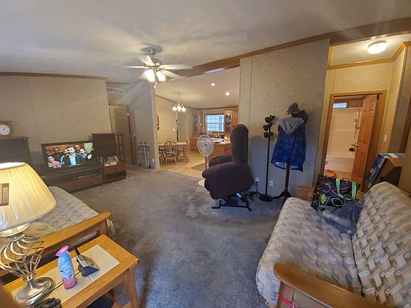 5th image of 335 Jefferson St Lot D24