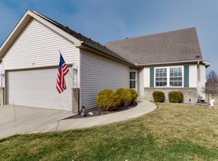 10 Ashling Ct, Bloomington, IL 61704