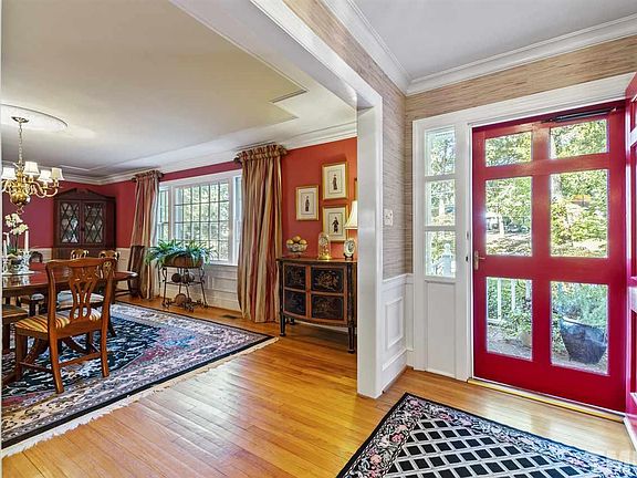 3rd image of 3208 Landor Rd