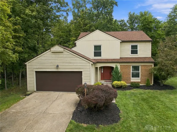 1402 Whitaker Ln, Amelia, OH 45102