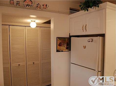 5th image of 2536 Boundbrook Dr S APT 127