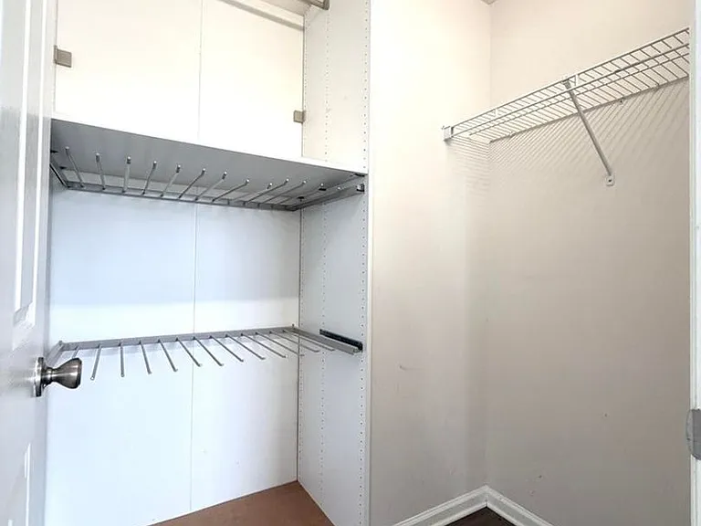 104 Crete Ct — Photo 23