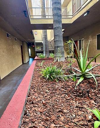 2nd image of 5650 York Blvd #0B-1Ba-400Sqft