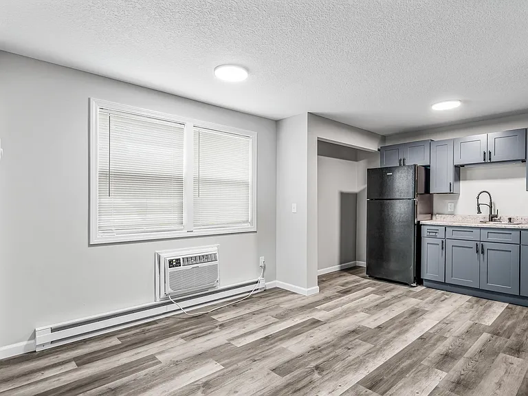 The Meridian Apartments — Photo 66