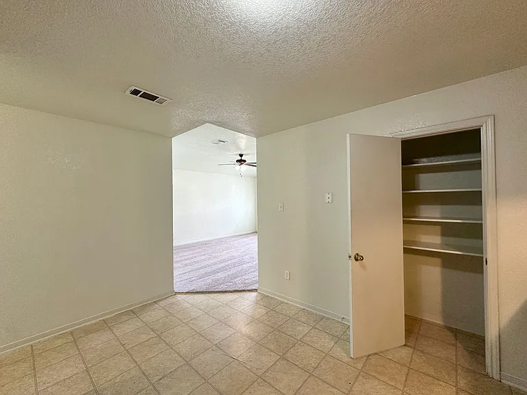 2207 Indian Trl — Photo 10