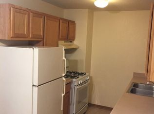 4824 Indian Hills Dr APT 12, Mount Pleasant, WI 53406