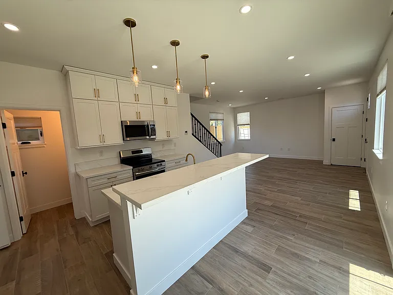 4204 Cherokee Ave #1/2 — Photo 1