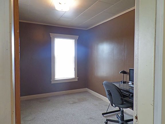 2nd image of 112 N Gose St