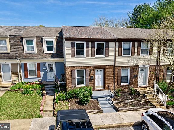 2nd image of 24 Lerner Ct #32H