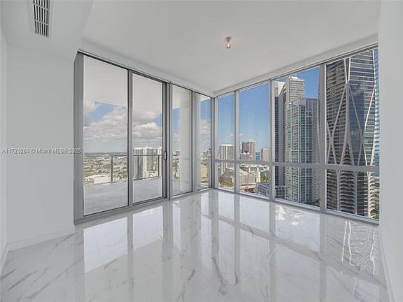 4th image of 851 NE 1st Ave Unit 2801