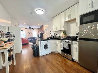 350 Broadway #1A, Brooklyn, NY 11211