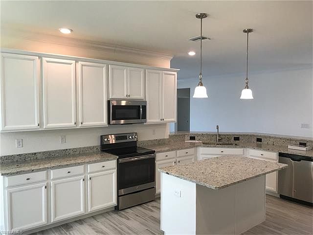 2nd image of 16559 Bonita Landings Cir