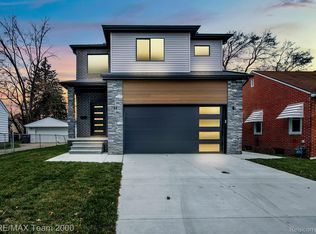 2920 Grindley Park St, Dearborn, MI 48124