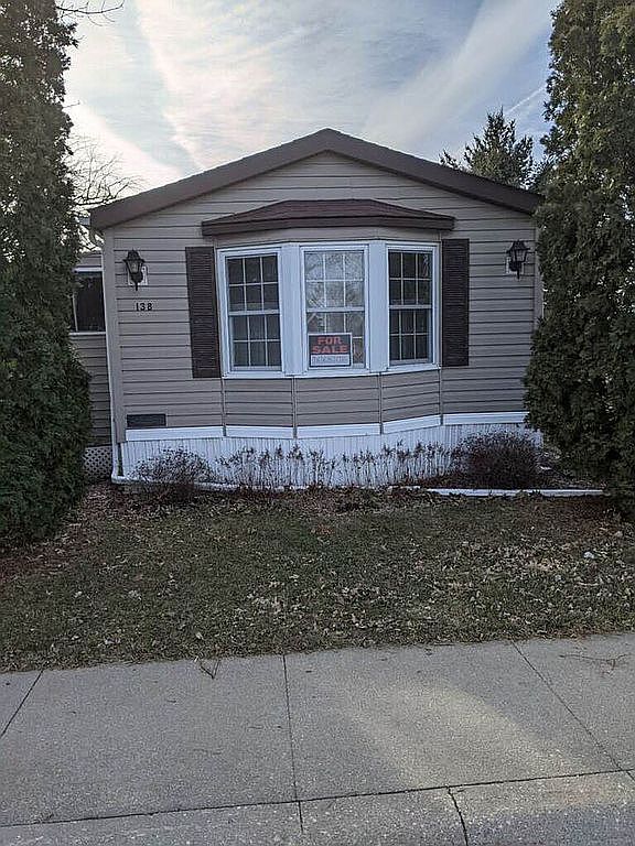 138 Cedar Heights Ct, Camanche, IA 52730 Zillow