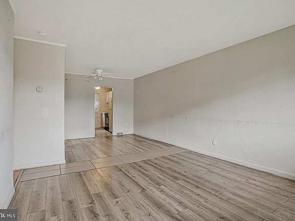 5th image of 7728 Oxman Rd