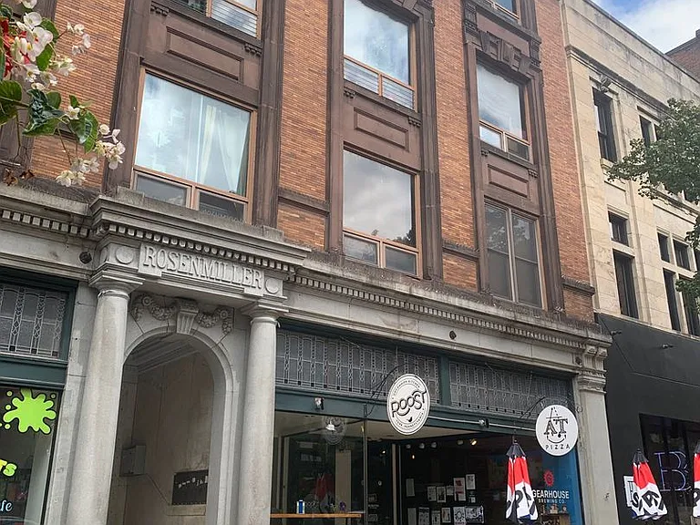 37 W Market St #3A — Photo 3