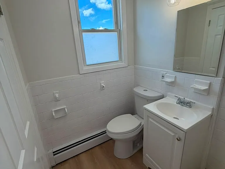 76 Beacon Ave — Photo 7