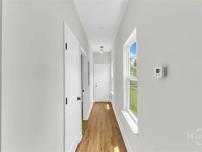 716 Waters Ave — Photo 6