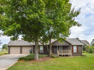 129 Cedar Ridge Rd, Locust Grove, GA 30248