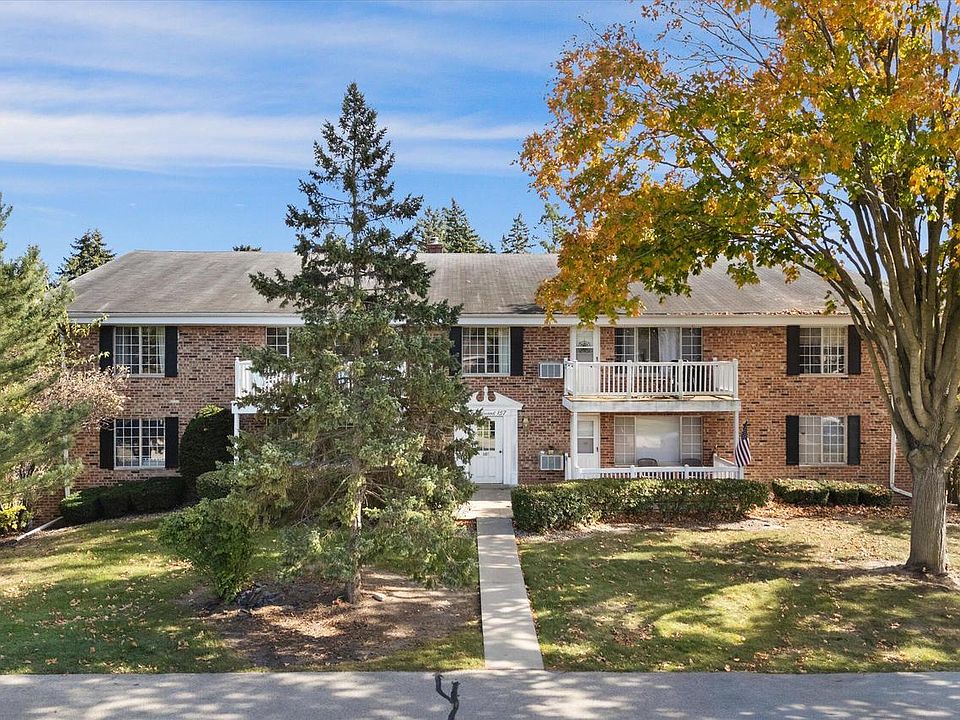 1st image of 157 Linden LANE #5