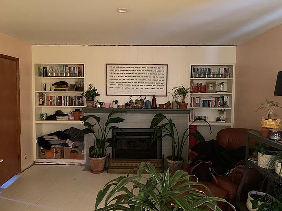 4th image of 331 Shannon Dr