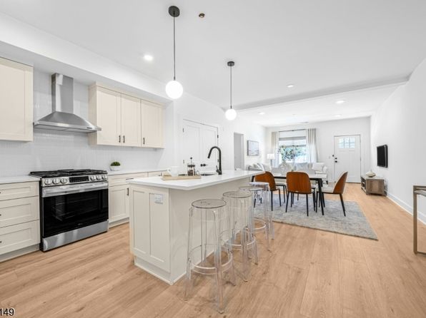 20 Encampment Ct #101