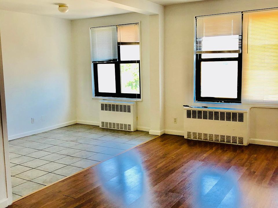 1st image of 48 Davis Ave