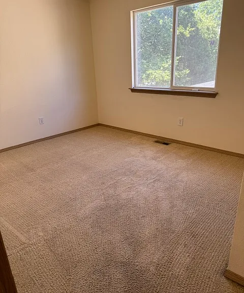 18325 SE 261st Ct — Photo 31
