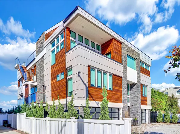 44 Bayside Drive, Point Lookout, NY 11569