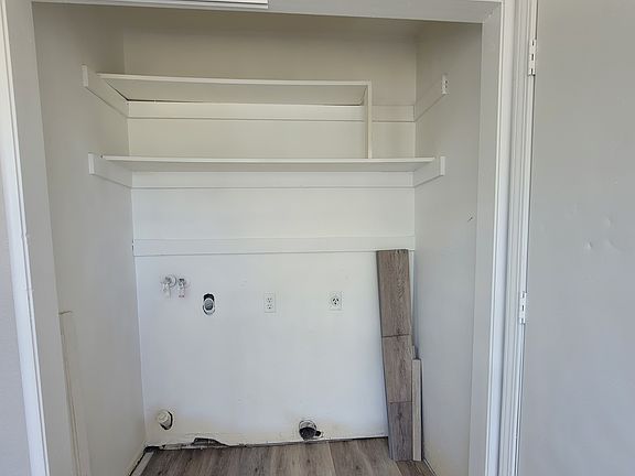 4th image of 1317 Hobart Dr #1317