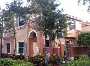 2316 Coral Reef Ct, Fort Lauderdale, FL 33312