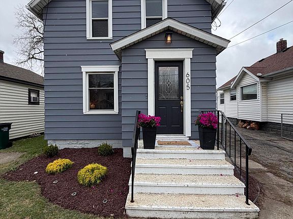 4th image of 605 N Clemens Ave