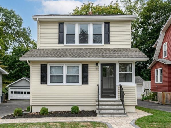 58 Yantecaw Ave