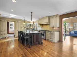 948 Timber Ridge Dr, Oregon, WI 53575