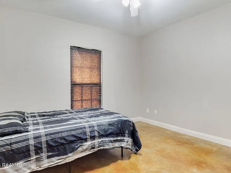 209 Stoneridge Dr — Photo 12
