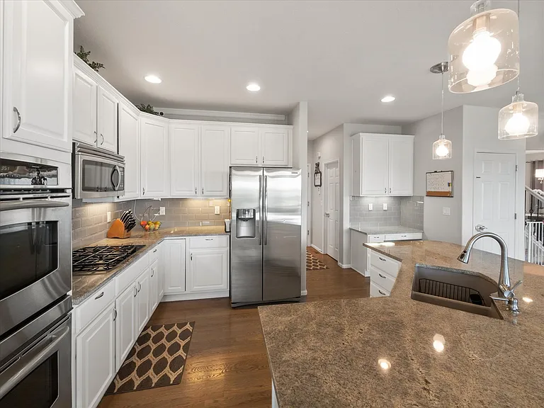 1048 Orion Way — Photo 16