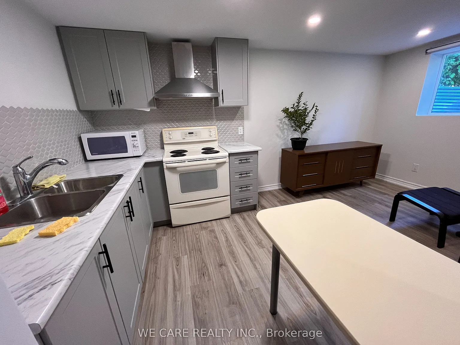 1 bed, $1,600 — Photo 1