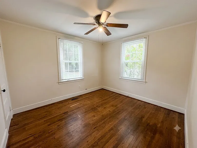 505 Ribaut Rd — Photo 11
