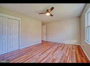 19822 Smith Cir, Ashburn, VA 20147