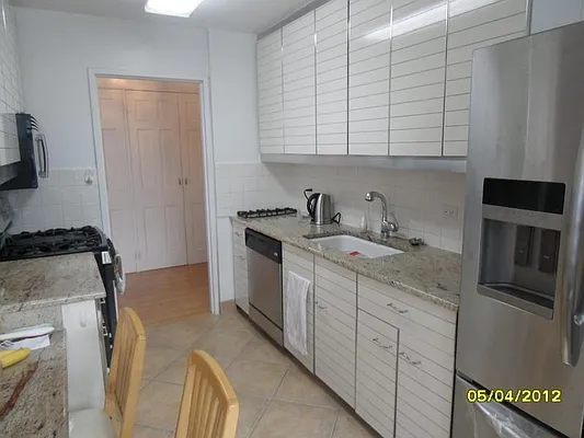 Rented by Addison Property Group | media 14