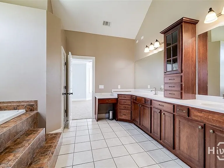 701 Nease Rd — Photo 25