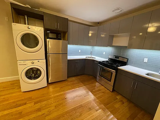 Rented by Abba Realty Associates INC | media 8