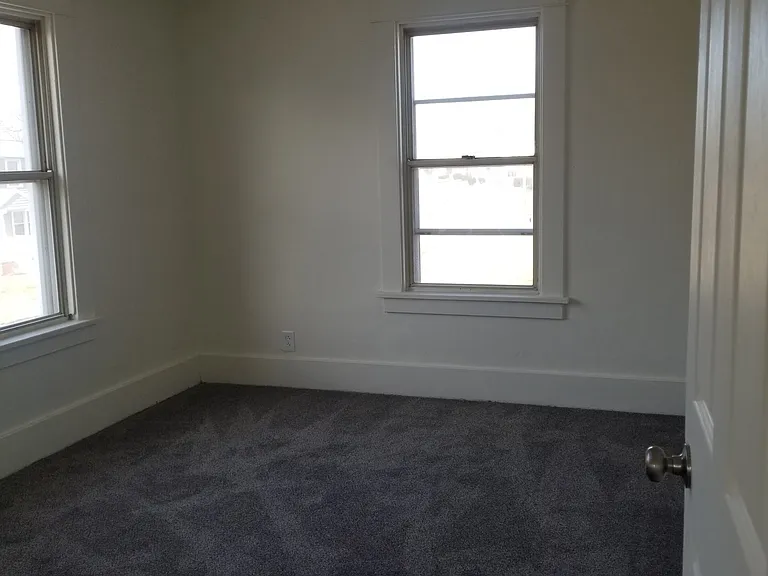 905 Belvedere Ave SE — Photo 17