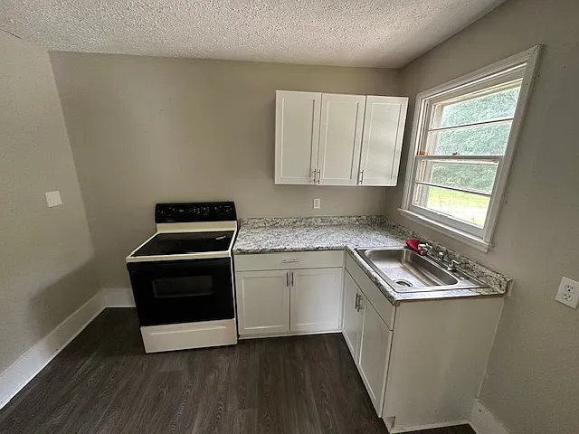 51 Lakeside Dr — Photo 8