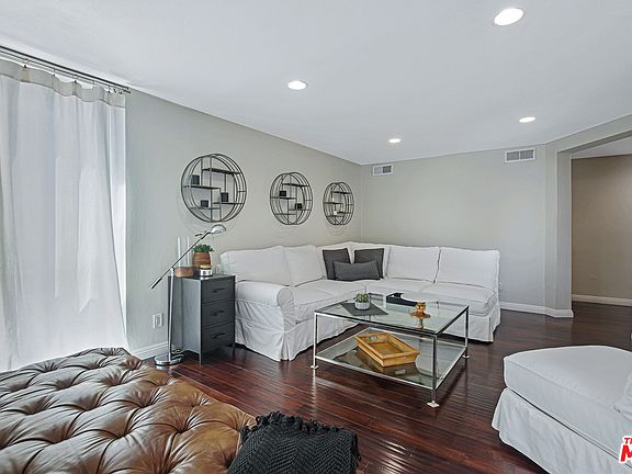 5th image of 8535 W West Knoll Dr APT 115