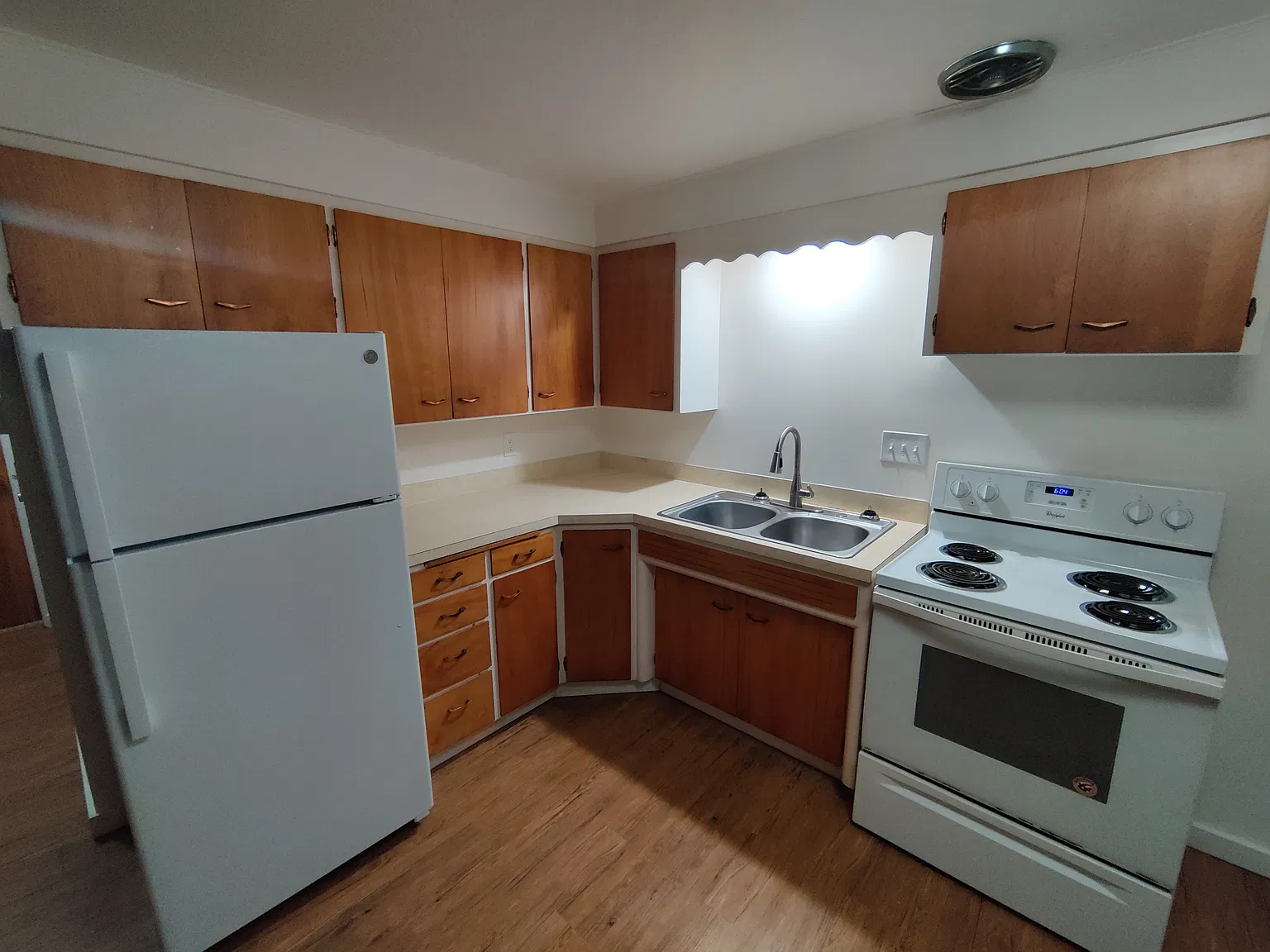 2 bed, 840 sqft, $1,450 — Photo 4