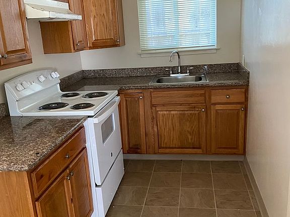 2nd image of 1186 Olympia Ave APT A