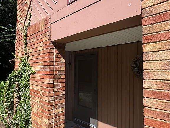 3rd image of 41 Pheasant Run #41A