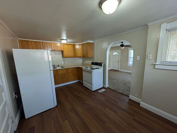 3rd image of 1017 S Liberty St