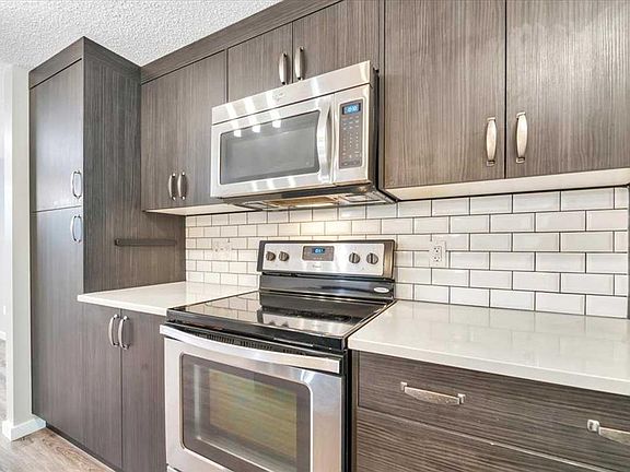 4th image of 50 S Westland Rd #416